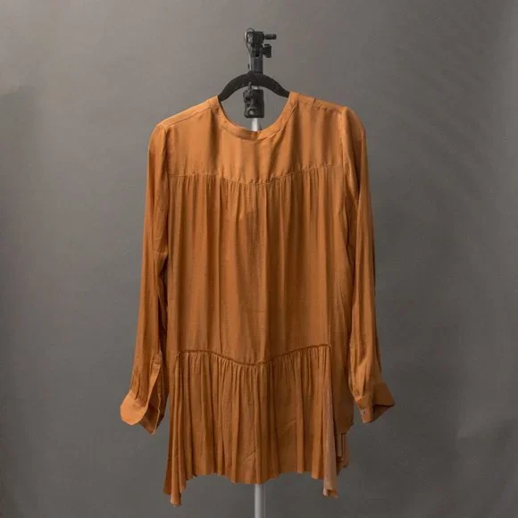 Banana Republic Heritage Blouse - Picture 2 of 2